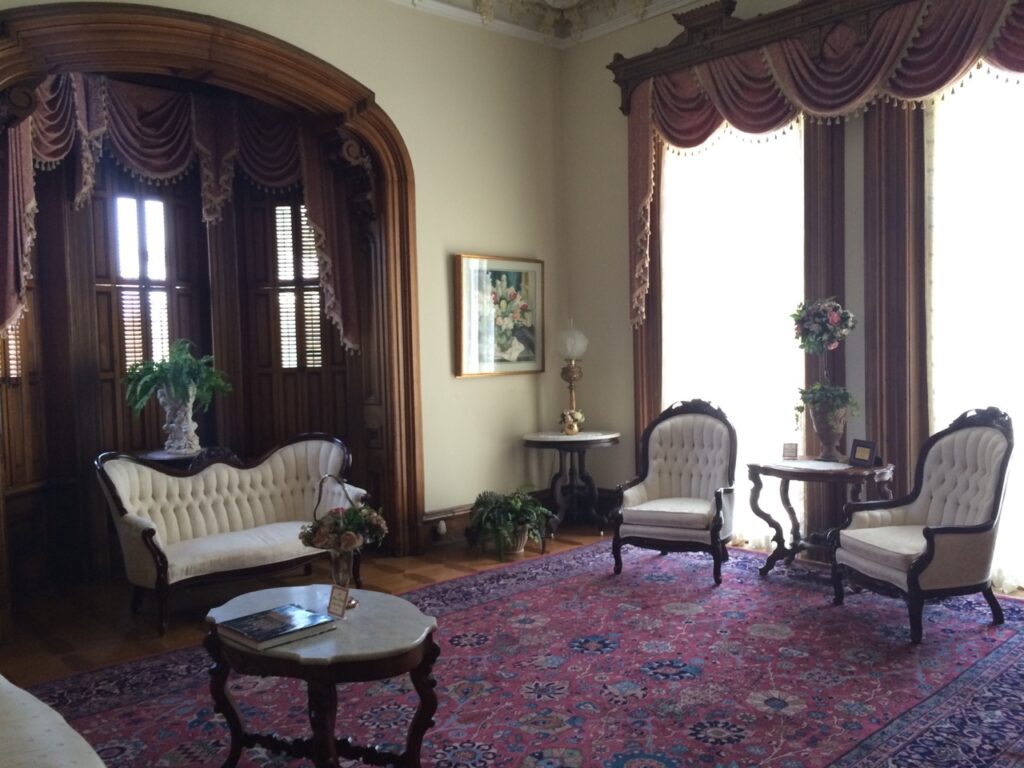 Sitting room in Dayton Woman's Club