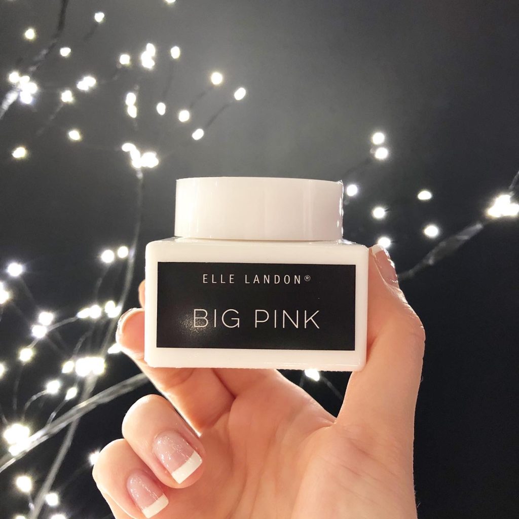 Elle Landon Big Pink