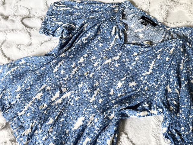 Blue hydrangea patterned top from Pieces of Style in Dayton, Ohio