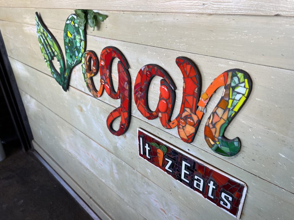 Vegan it iz eats in Dayton, Ohio