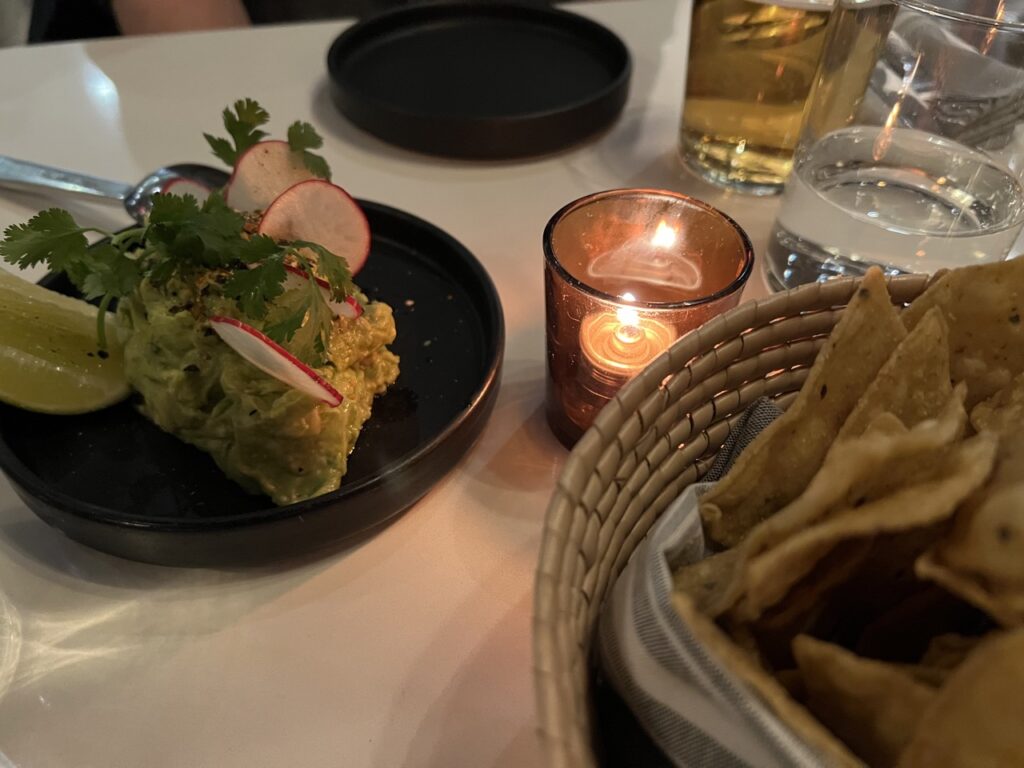 Guacamole and chips at Sueno Dayton