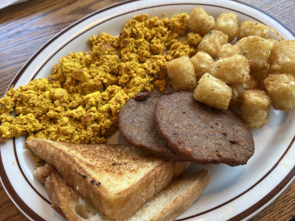 vegan breakfast at Ugly Duckling in Dayton, Ohio