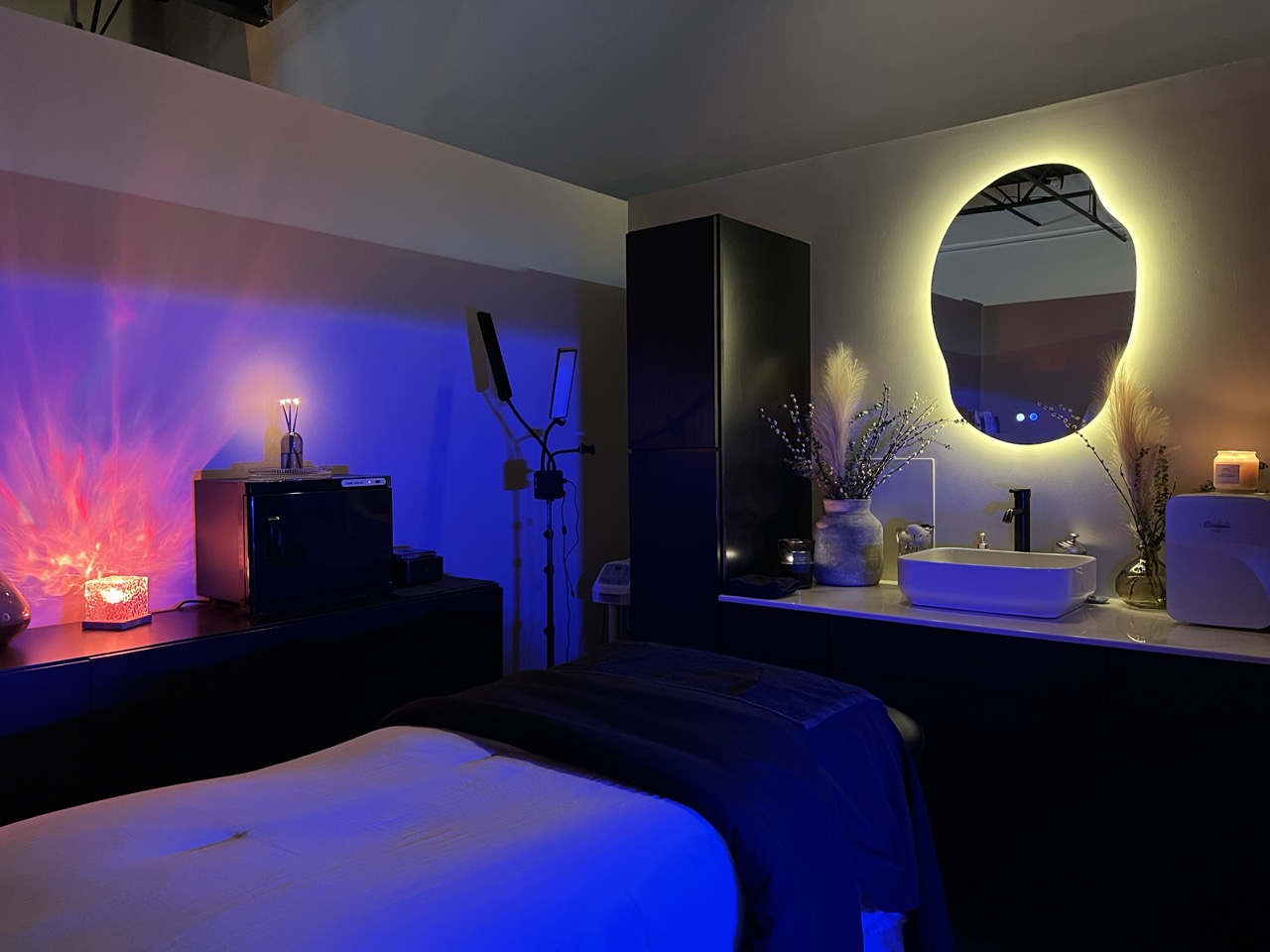 Featured image for Get Customized Holistic Skincare with Aesthetics by Tara