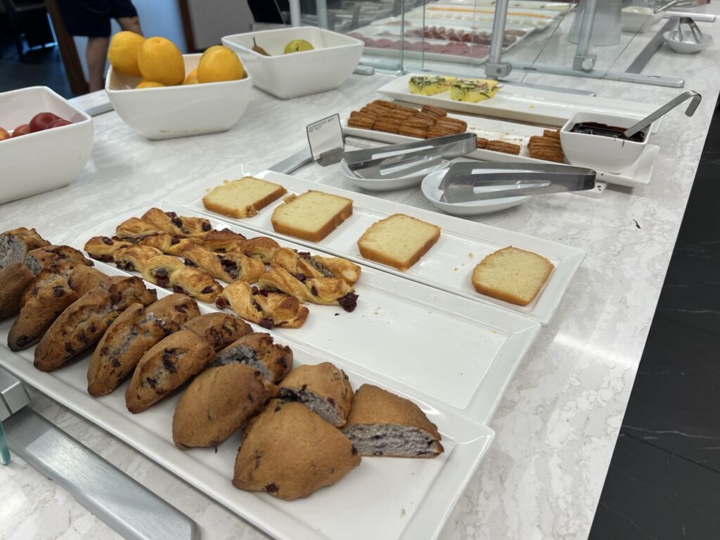 AC Hotel Dayton breakfast items